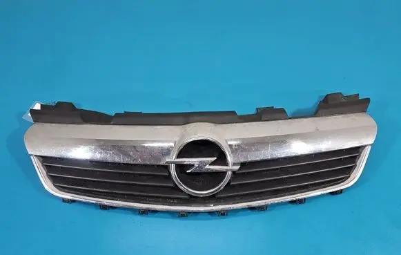 Opel Zafira B Front bumper upper radiator grill 13157590 IMPRK1586998