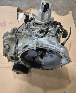 KIA Xceed Manual 6 speed gearbox WLJ6H