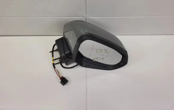 Audi Q2 - Front door electric wing mirror AU276ASP