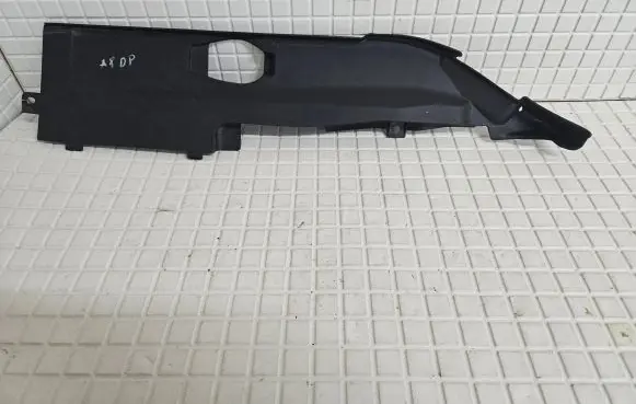 Audi A8 S8 D4 4H Fender end trim 4H0819336