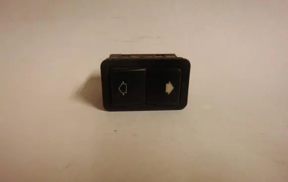 BMW 5 E39 Electric window control switch 61318368974