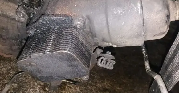Peugeot 407 Oil filter cover 