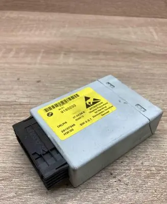 BMW 5 E60 E61 Central console control unit 9183233 USED