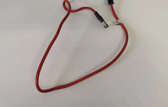 Mercedes-Benz C W205 Positive cable (battery) T915103