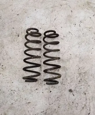 Peugeot 3008 I Rear coil spring 