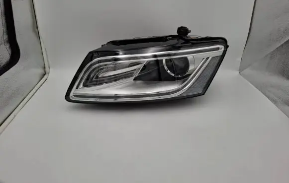 Audi Q5 SQ5 Headlight/headlamp 8R0941005C 90038850