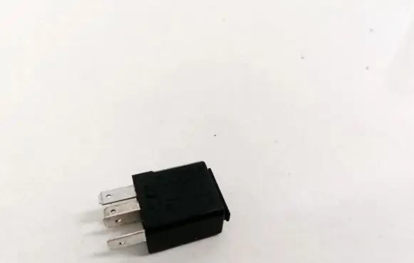 Opel Signum Other relay 24435922 70220