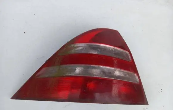 Mercedes-Benz S W220 Rear/tail lights