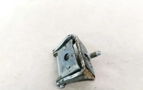 Volkswagen Golf IV Tailgate/trunk/boot hinge