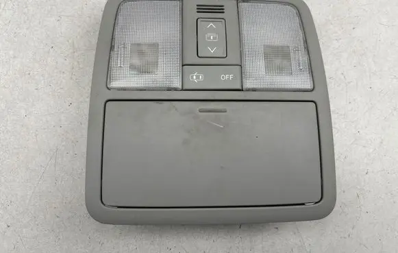 Toyota Avensis T270 Front seat light