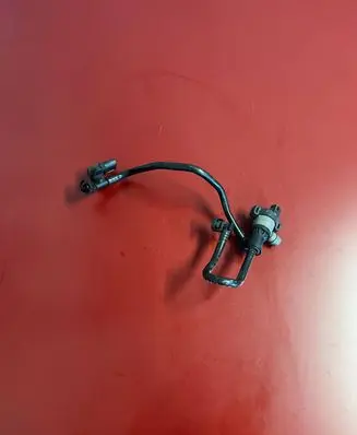 BMW X3 F25 Valve vacuum 7636144