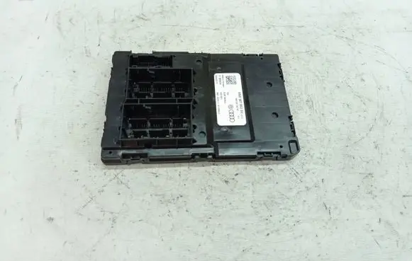Audi A4 S4 B9 Comfort/convenience module 8W0907063DC 8W0907063BC F005V02172