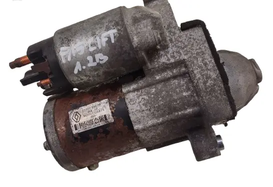 Nissan Juke I F15 Starter motor 233006867R