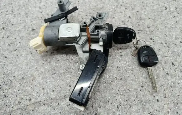 Mitsubishi Lancer X Ignition lock MN141356B