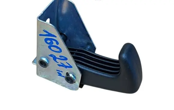 Skoda Octavia Mk3 (5E) Tie down hook / loop 1Z9867615D