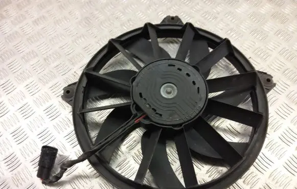 Peugeot RCZ Electric radiator cooling fan 9661571480