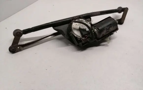 BMW 3 E36 Wiper motor 0390241417 89304658