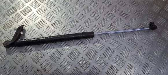 Mazda 323 Tailgate/trunk strut/damper