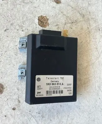 Volkswagen Transporter - Caravelle T5 Auxiliary heating control unit/module 1K0963513A 0226052000 9015842A