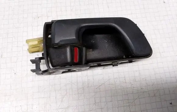Mitsubishi Space Runner Front door interior handle MR432272