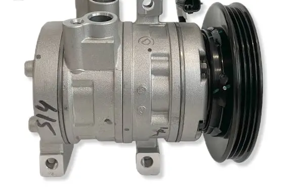 Renault Clio II Air conditioning (A/C) compressor (pump) 926006236R