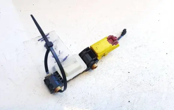 Audi A4 S4 B7 8E 8H Airbag deployment crash/impact sensor 8e0959643b