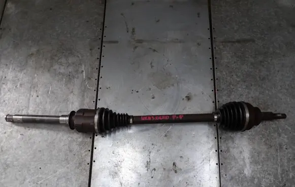 Jeep Grand Cherokee Front driveshaft 