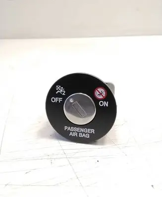 Hyundai ix35 Passenger airbag on/off switch 
