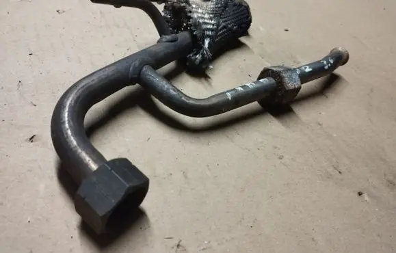 Ford Taurus Engine coolant pipe/hose