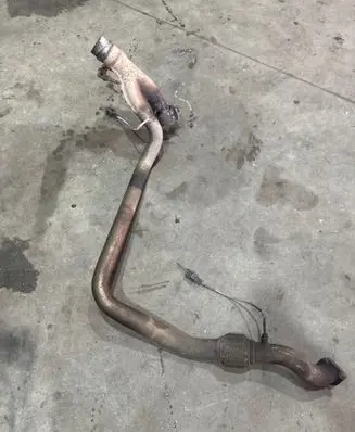 Land Rover Discovery 4 - LR4 Muffler pipe connector clamp 
