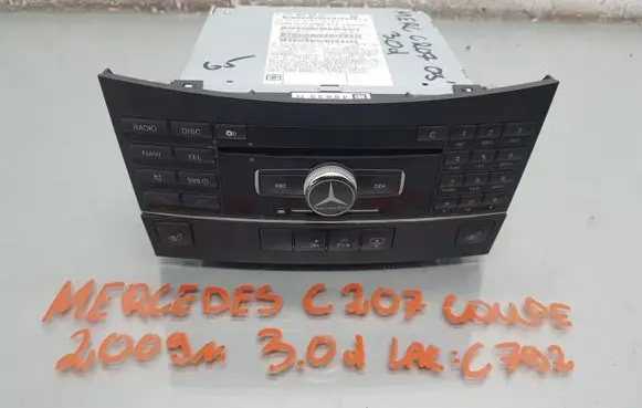 Mercedes-Benz CLK C207 A207 Radio/CD/DVD/GPS head unit A2129068800