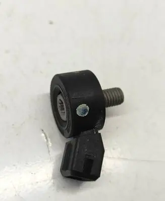 Dodge Challenger Detonation knock sensor 68166540AA 14189