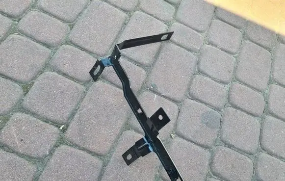 Opel Mokka Battery tray 31TYS