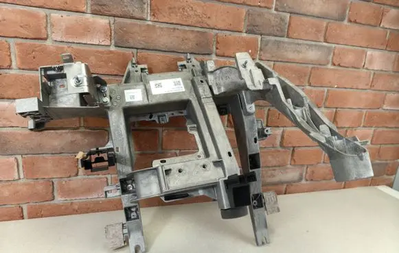 BMW iX Dashboard cross member/frame bar 9460568