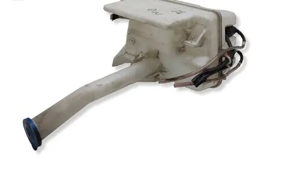 Toyota Corolla E120 E130 Windshield washer fluid reservoir/tank 001185