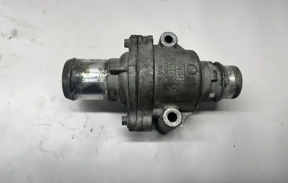 Ford Mustang VI Thermostat housing BR3E8K528AA BR3E8A587MC
