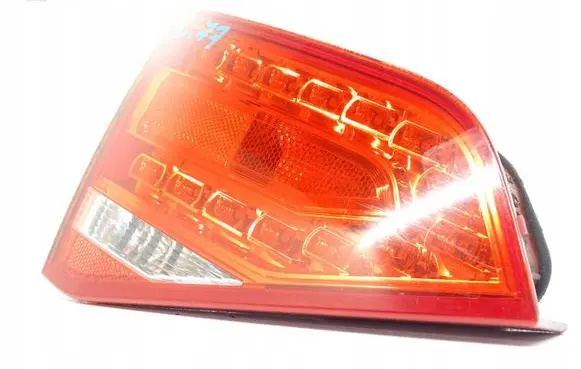 Audi A4 S4 B8 8K Tailgate rear/tail lights 8K5945093K