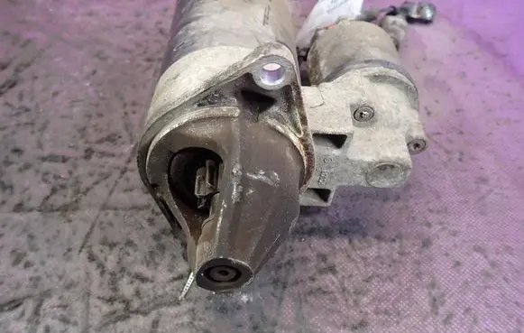 Opel Corsa C Starter motor 0001106015