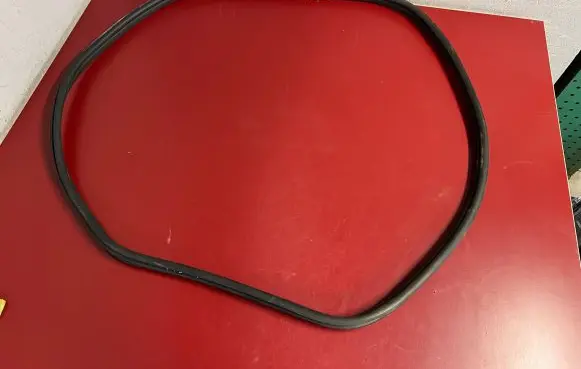 BMW X1 U11 Rear door rubber seal (on body) 9451508 51729451508