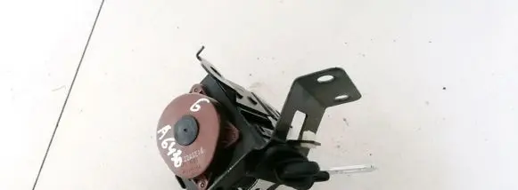 KIA Sorento Middle seatbelt (rear) 22A6E16
