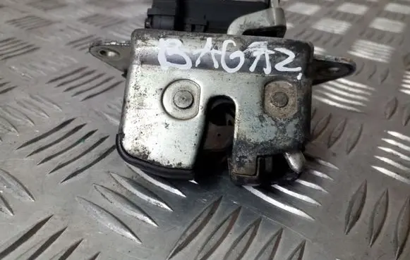 Fiat Croma Tailgate/trunk/boot lock/catch/latch 65006801