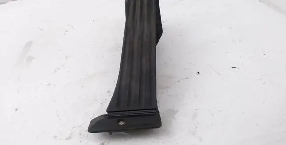 BMW X1 E84 Accelerator throttle pedal 6793742 6PV00937920