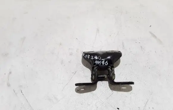 Hyundai Santa Fe Rear door upper hinge