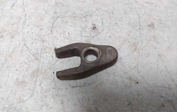 Renault Scenic II - Grand scenic II Fuel Injector clamp holder