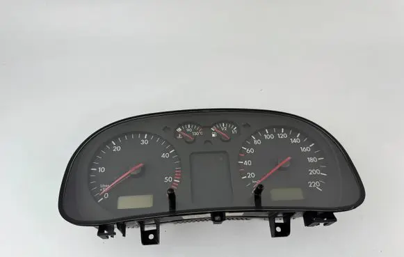Volkswagen Golf V Speedometer (instrument cluster) 1J0920801E 1102390418 0263618006