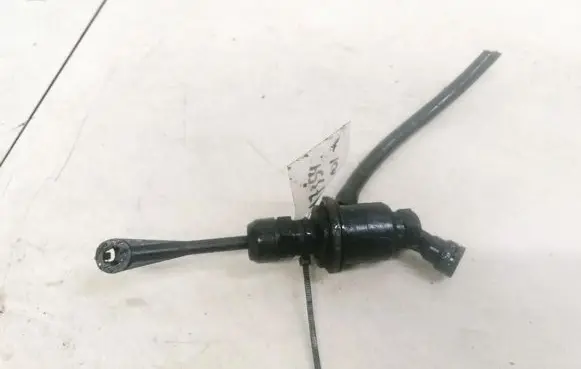 Renault Megane II Clutch master cylinder 8200151784