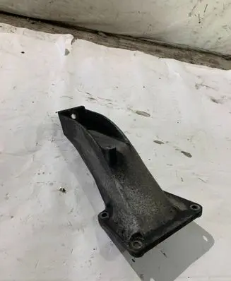 BMW 5 E39 Engine mounting bracket 1092973 2211