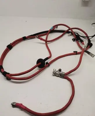 Mercedes-Benz GLE AMG (W166 - C292) Positive cable (battery)