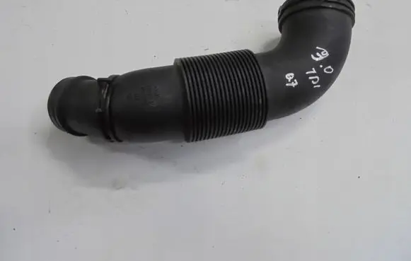 Audi Q7 4L Air intake duct part 7L6129627F
