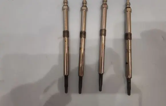 Renault Laguna II Glow plug 0100226351 8200445627